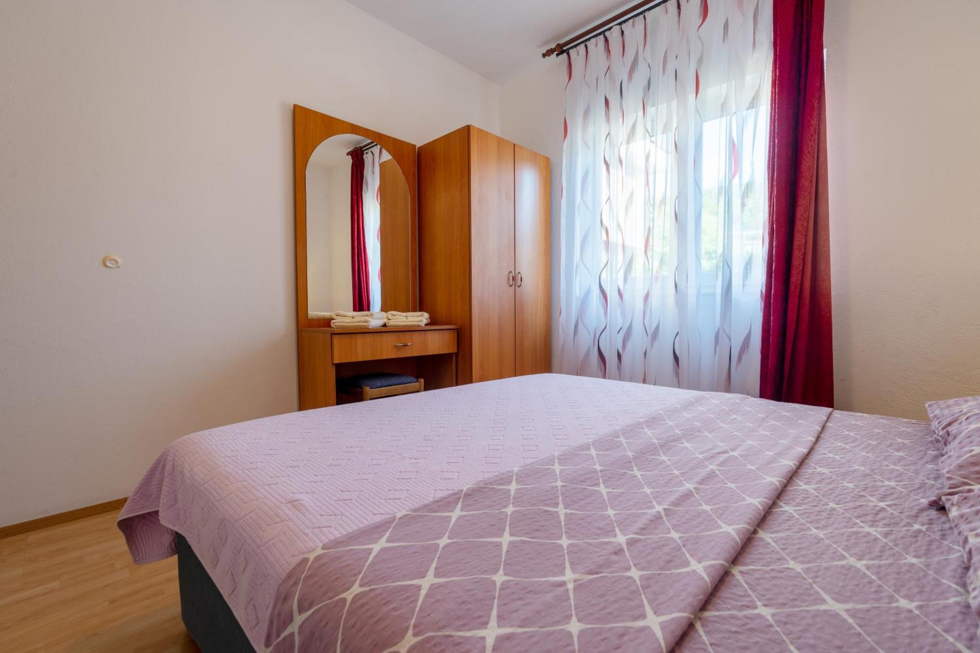Apartments And Rooms Breeze Неум Екстер'єр фото