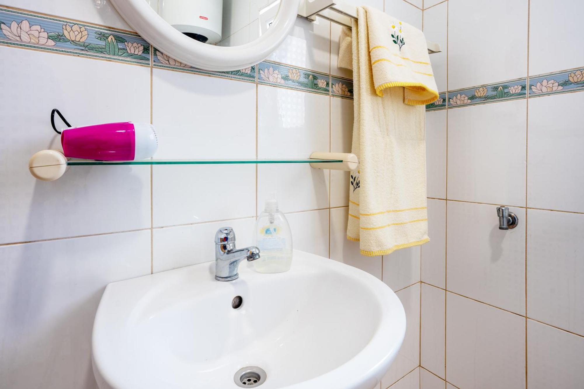 Apartments And Rooms Breeze Неум Екстер'єр фото