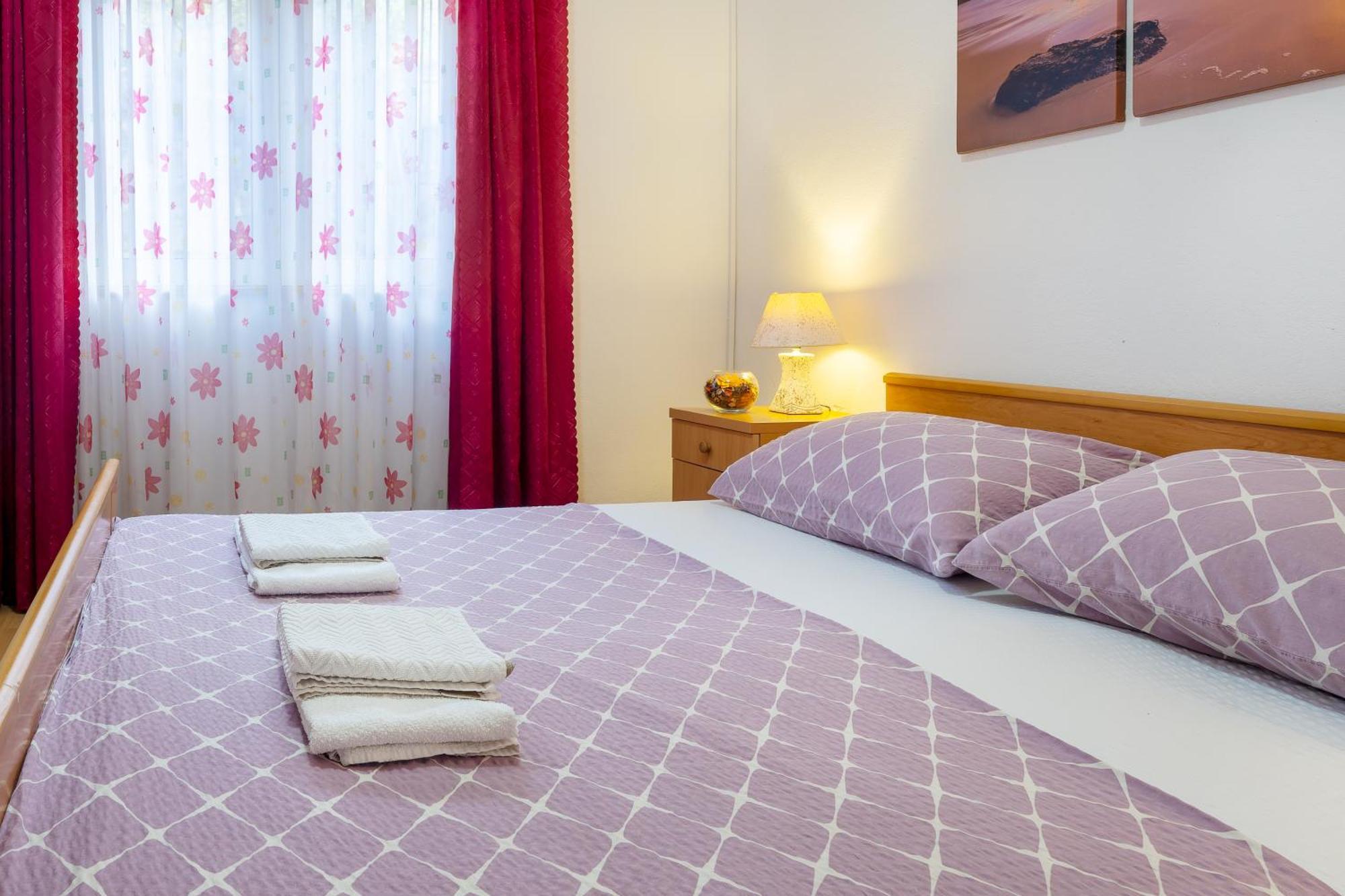 Apartments And Rooms Breeze Неум Номер фото